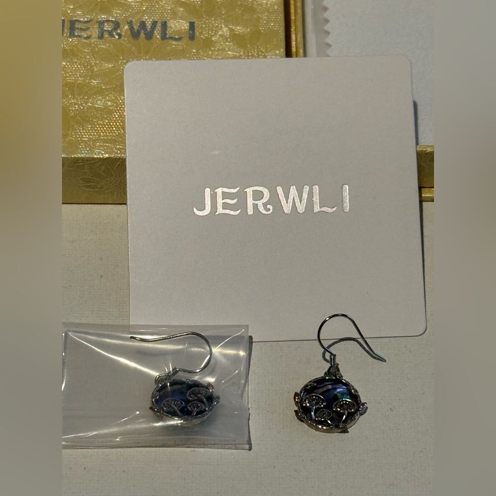 NEW JERWLI abalone shell dangle earrings. Blue and Silver 925 Women's Earrings
